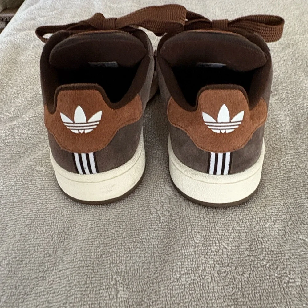 adidas Campus '00s Dark Brown/Preloved Brown/White Youth Size 4 1/2 - Picture 4 of 13